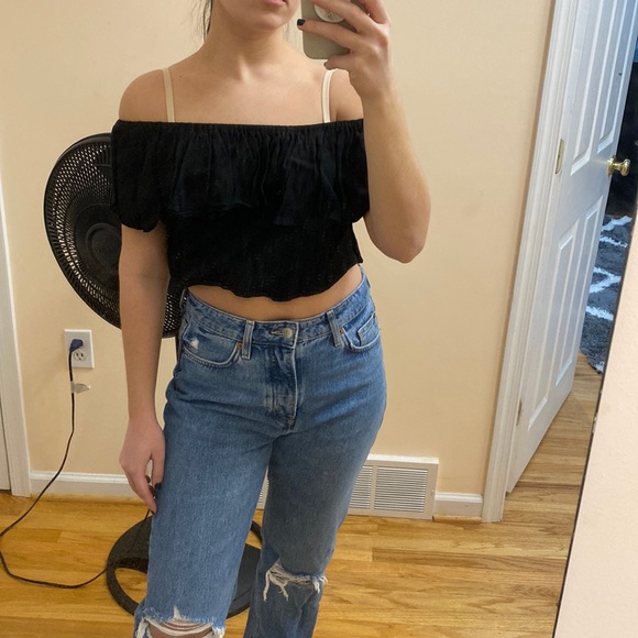 Forever 21 Off the Shoulders Crop Top - Picture 1 of 3